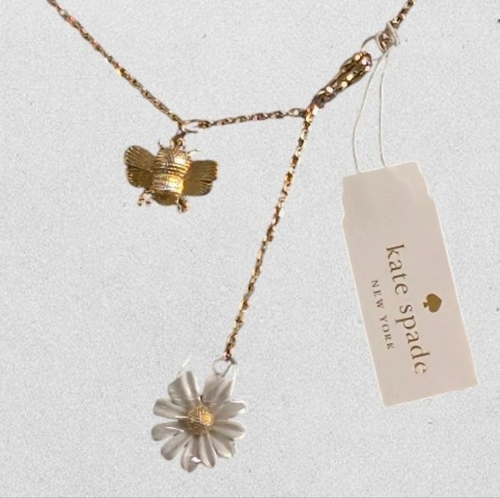 NWT NEW Kate Spade 'bee my love' Crystal blooms Daisy Flower necklace